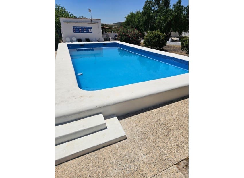 2 soveværelse Erhverv til salg i Sax med swimmingpool - € 499.995 (Ref: 9094685)