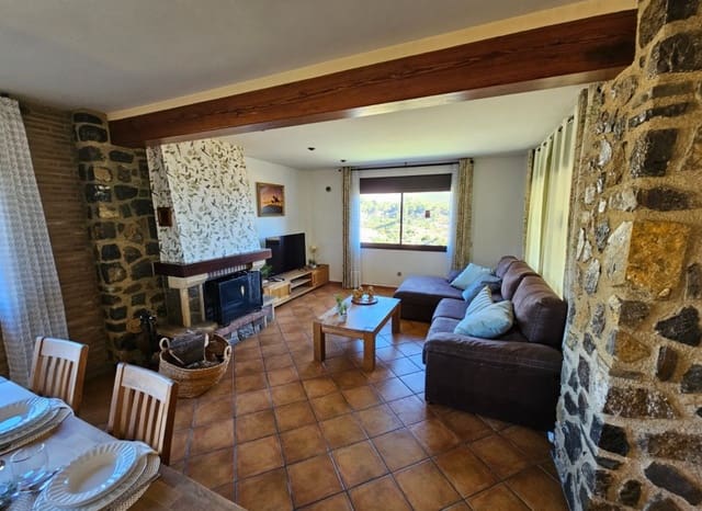 6 bedroom Villa for rent in Callosa d'En Sarrià with pool garage - € 3,500 (Ref: 9097054)