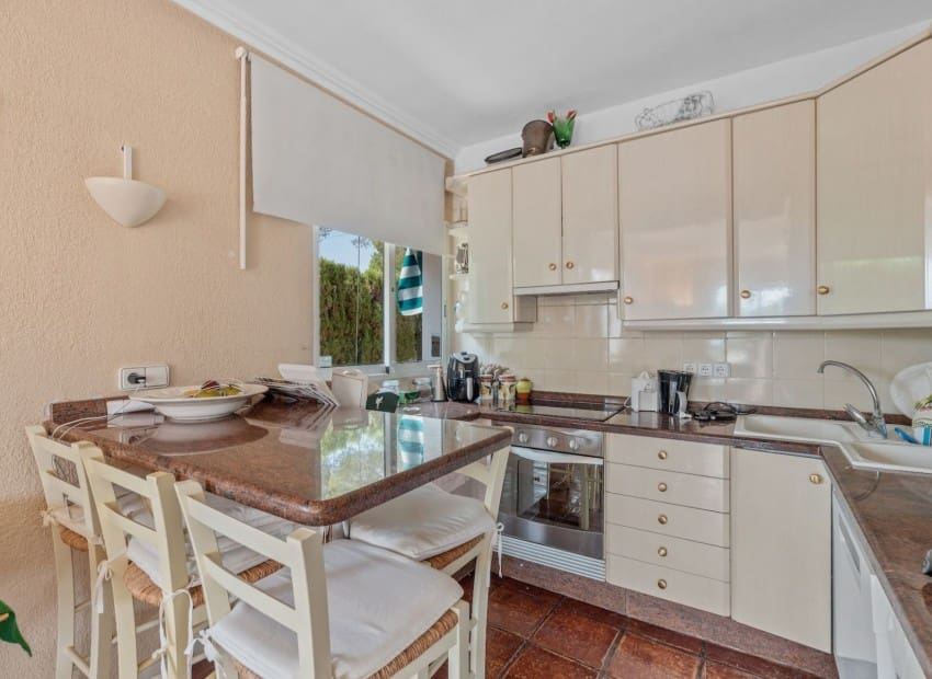 3 soverom Leilighet til salgs i Altea la Vella med svømmebasseng garasje - € 325 000 (Ref: 9100150)