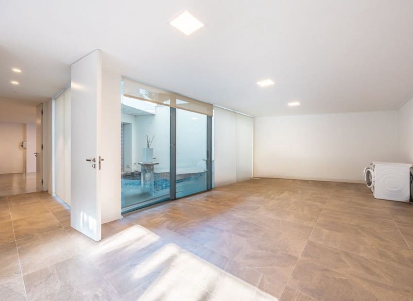 3 bedroom Villa for sale in Finestrat with pool garage - € 1,645,000 (Ref: 9100354)