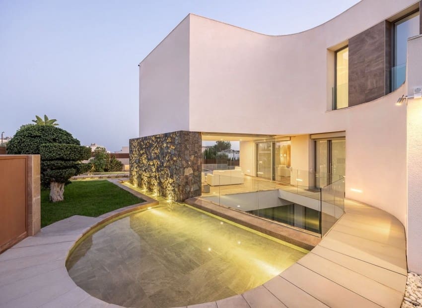 3 bedroom Villa for sale in Finestrat with pool garage - € 1,645,000 (Ref: 9100354)