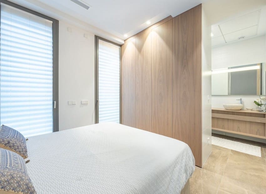 3 bedroom Villa for sale in Finestrat with pool garage - € 1,645,000 (Ref: 9100354)