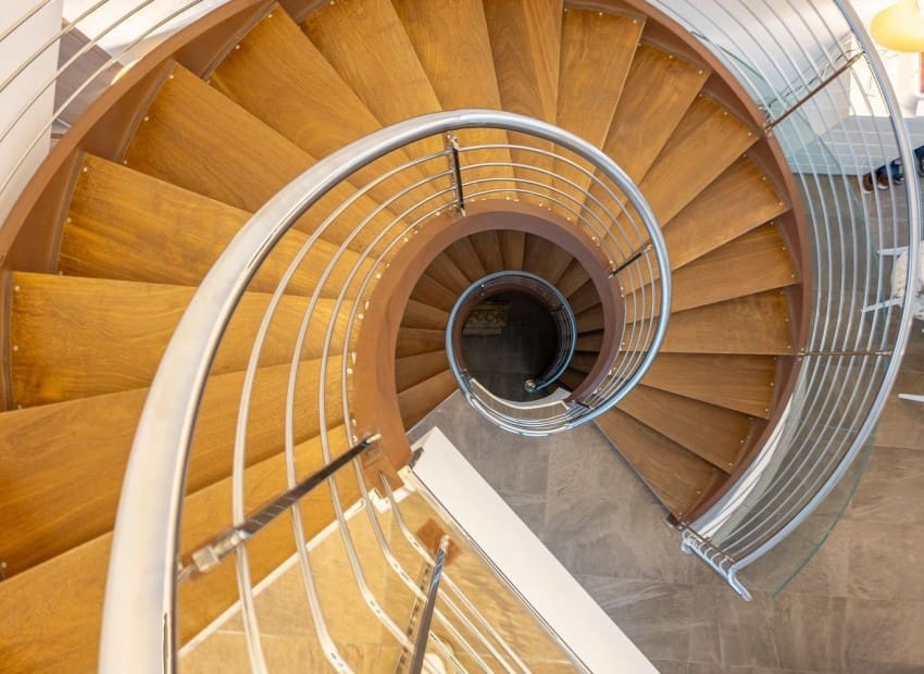 3 bedroom Villa for sale in Finestrat with pool garage - € 1,645,000 (Ref: 9100354)