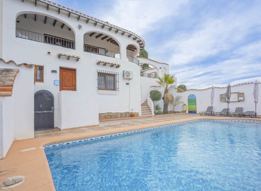 5 soveværelse Villa til salg i Monte Pego med swimmingpool - € 575.000 (Ref: 9109158)