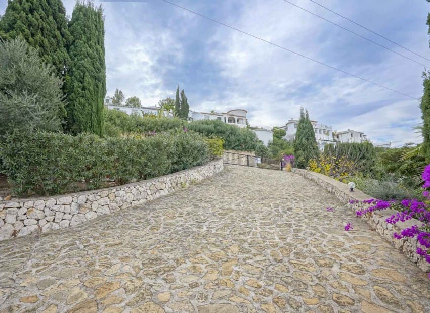 5 soveværelse Villa til salg i Monte Pego med swimmingpool - € 575.000 (Ref: 9109158)