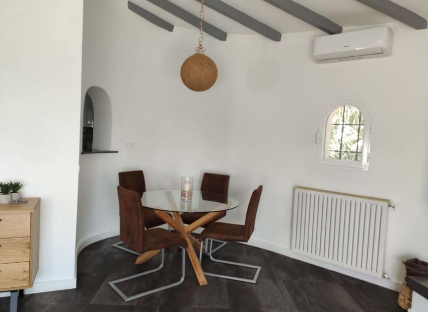 6 bedroom Villa for sale in Calpe / Calp with pool - € 845,000 (Ref: 9120747)