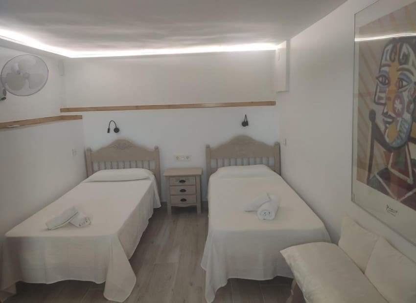 6 bedroom Villa for sale in Calpe / Calp with pool - € 845,000 (Ref: 9120747)