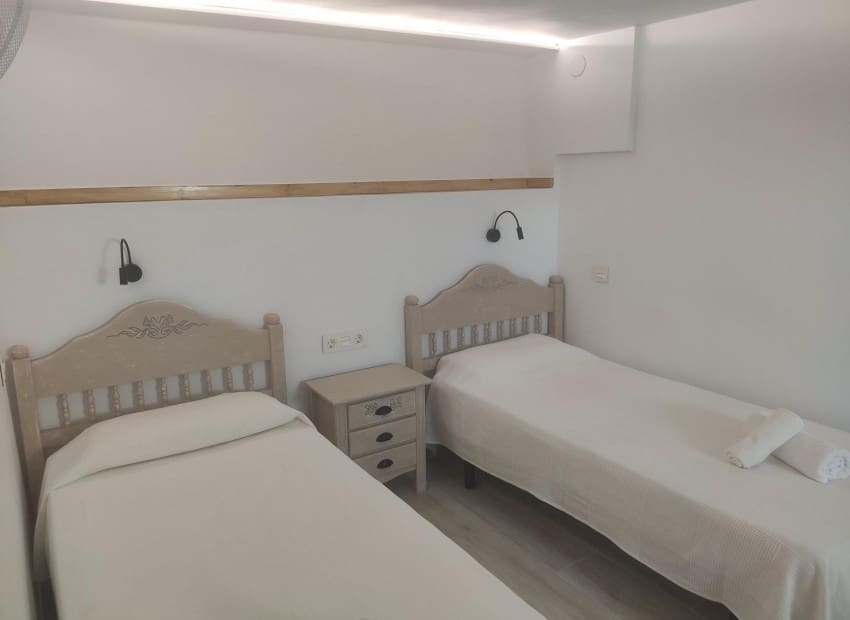 6 bedroom Villa for sale in Calpe / Calp with pool - € 845,000 (Ref: 9120747)