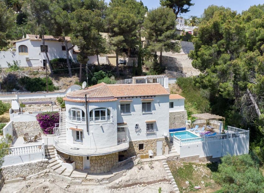 4 soveværelse Villa til salg i Montemar med swimmingpool - € 620.000 (Ref: 9123686)