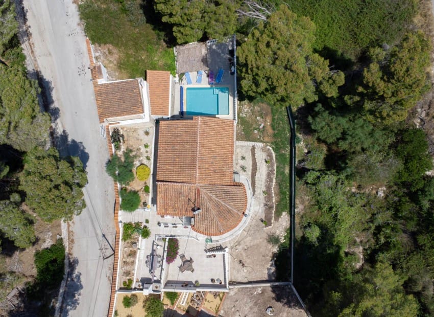 4 soveværelse Villa til salg i Montemar med swimmingpool - € 620.000 (Ref: 9123686)