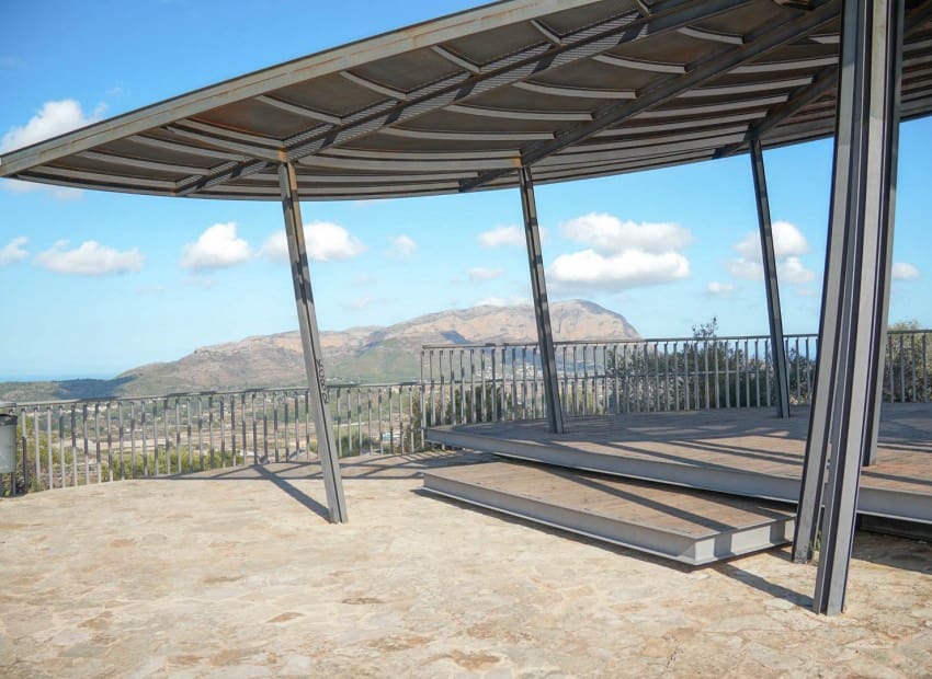 4 soveværelse Villa til salg i Pedreguer med swimmingpool - € 680.000 (Ref: 9123692)