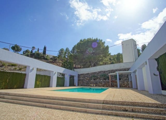 4 slaapkamer Villa te koop in Pedreguer met zwembad - € 680.000 (Ref: 9123692)