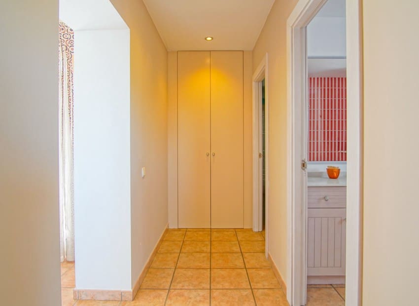 4 soveværelse Villa til salg i Pedreguer med swimmingpool - € 680.000 (Ref: 9123692)