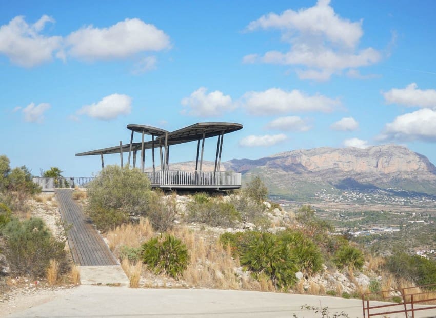 4 soveværelse Villa til salg i Pedreguer med swimmingpool - € 680.000 (Ref: 9123692)