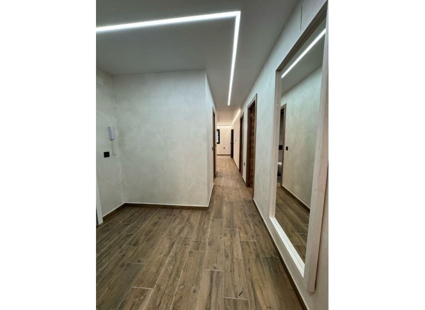 2 quarto Apartamento para venda em Calpe / Calp - 390 000 € (Ref: 9123693)