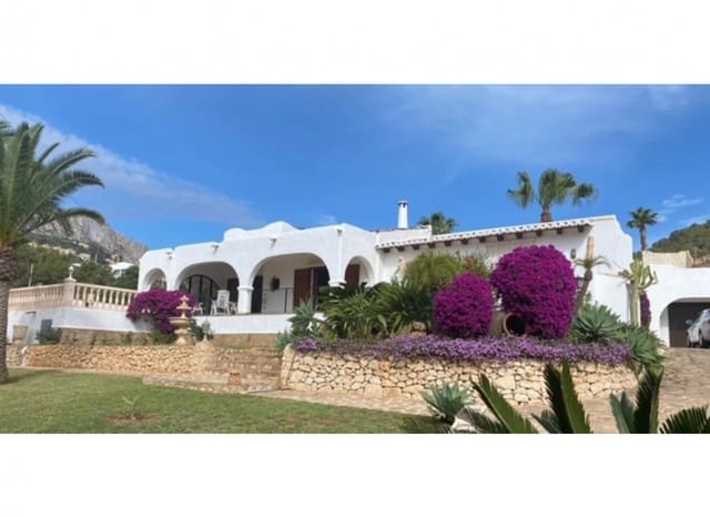 5 quarto Moradia para venda em Canuta, Calpe / Calp com piscina - 949 000 € (Ref: 9125906)