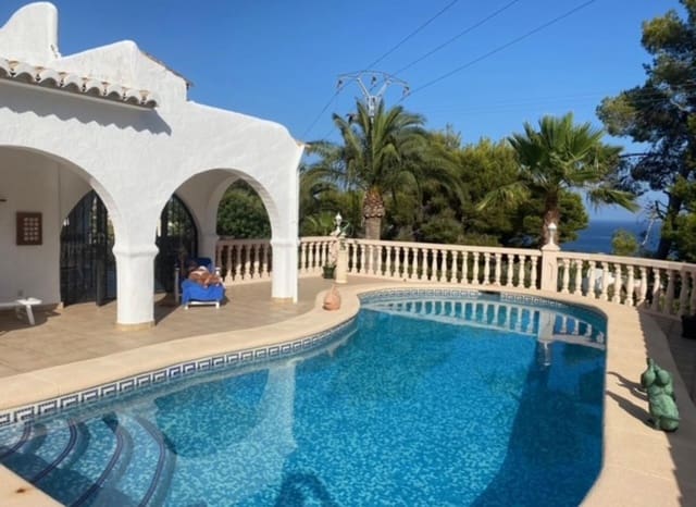 5 quarto Moradia para venda em Canuta, Calpe / Calp com piscina - 949 000 € (Ref: 9125906)