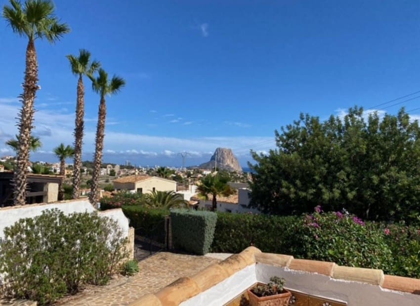 5 sypialnia Willa na sprzedaż w Calpe / Calp z basenem - 949 000 € (Ref: 9125906)