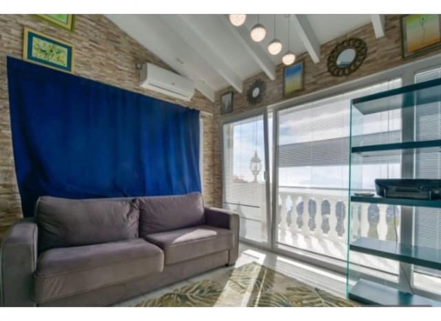 4 bedroom Villa for sale in Altea with pool - € 824,000 (Ref: 9127946)