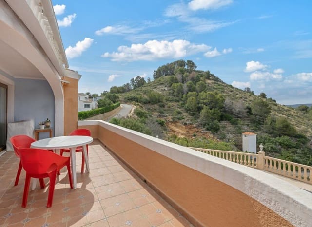 4 bedroom Villa for sale in Partida Tosal - Zona del Castellans, Javea / Xàbia with pool - € 795,000 (Ref: 9130152)