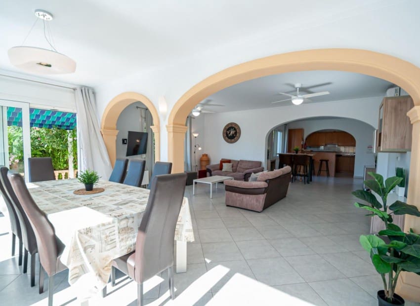 3 soveværelse Villa til salg i Calpe / Calp med swimmingpool garage - € 725.000 (Ref: 9131155)