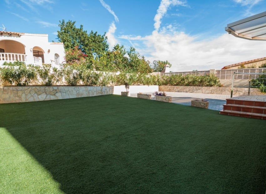 3 soveværelse Villa til salg i Calpe / Calp med swimmingpool garage - € 725.000 (Ref: 9131155)