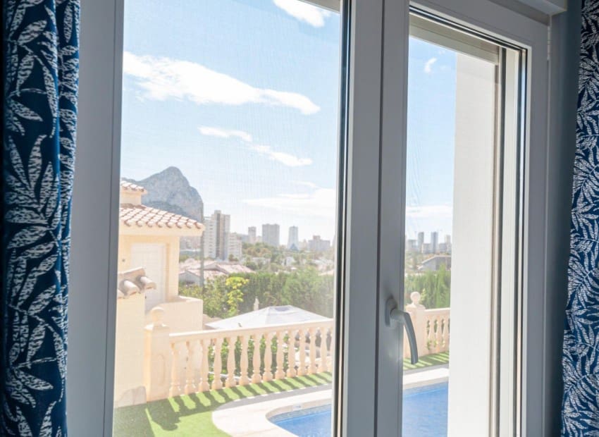 3 soveværelse Villa til salg i Calpe / Calp med swimmingpool garage - € 725.000 (Ref: 9131155)