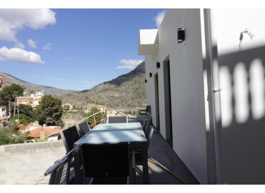 2 quarto Moradia para venda em Calpe / Calp - 450 000 € (Ref: 9131351)