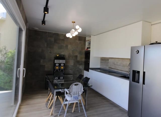 2 soveværelse Villa til salg i Maryvilla, Calpe / Calp - € 450.000 (Ref: 9131351)