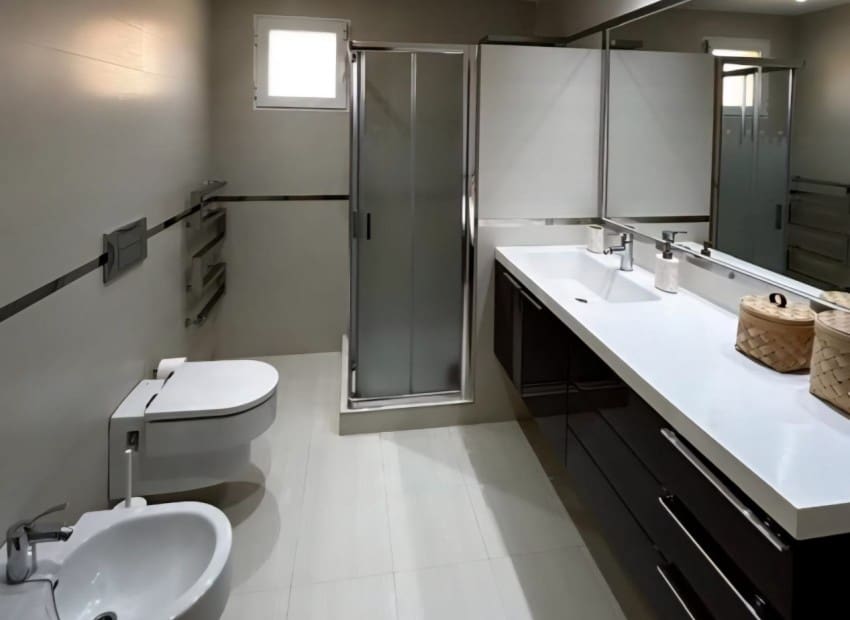 4 bedroom Villa for sale in Benidorm with pool - € 750,000 (Ref: 9131698)