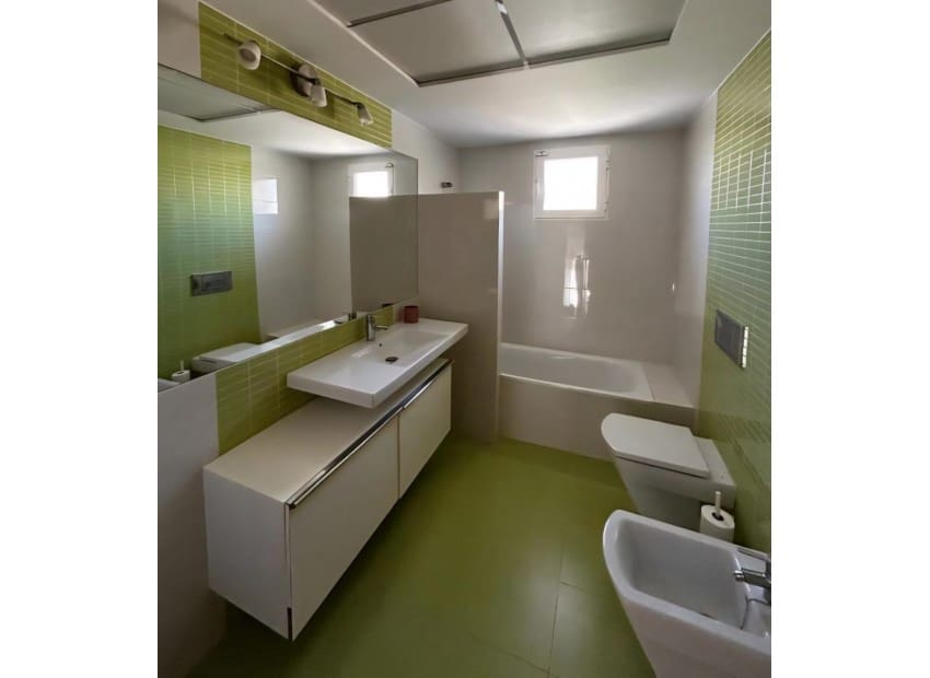 4 bedroom Villa for sale in Benidorm with pool - € 750,000 (Ref: 9131698)