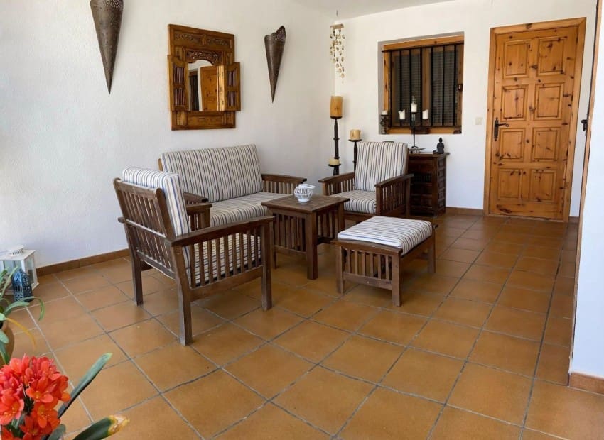 4 soveværelse Byhus til salg i Gran Alacant med swimmingpool - € 320.000 (Ref: 9133357)