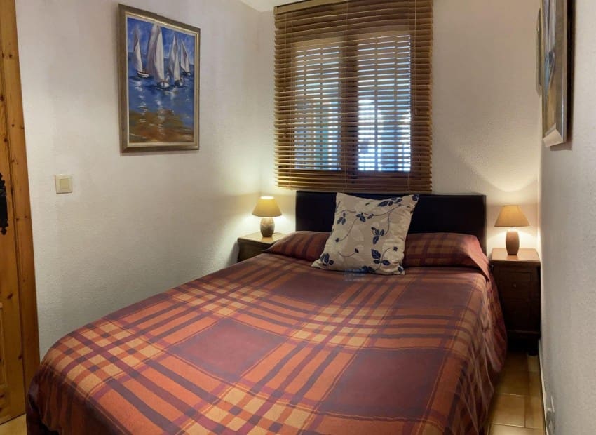 4 soveværelse Byhus til salg i Gran Alacant med swimmingpool - € 320.000 (Ref: 9133357)