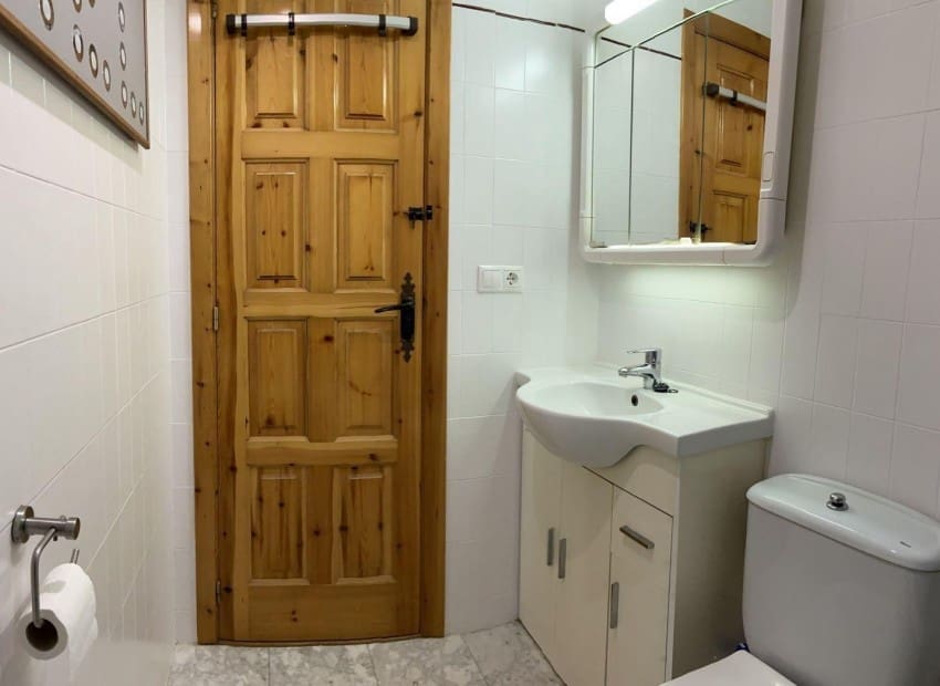 4 soveværelse Byhus til salg i Gran Alacant med swimmingpool - € 320.000 (Ref: 9133357)