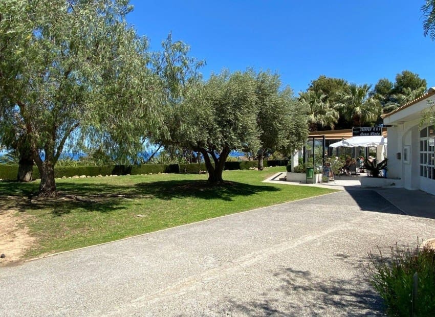 4 soveværelse Byhus til salg i Gran Alacant med swimmingpool - € 320.000 (Ref: 9133357)