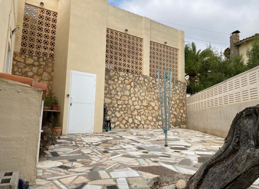 4 sypialnia Willa na sprzedaż w Calpe / Calp z basenem garażem - 650 000 € (Ref: 9135120)