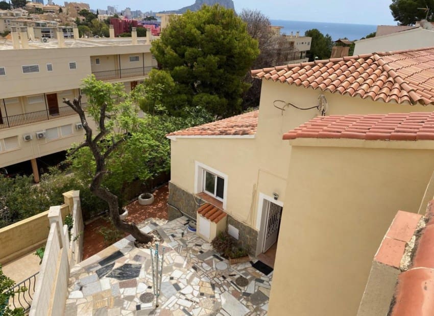 4 sypialnia Willa na sprzedaż w Calpe / Calp z basenem garażem - 650 000 € (Ref: 9135120)