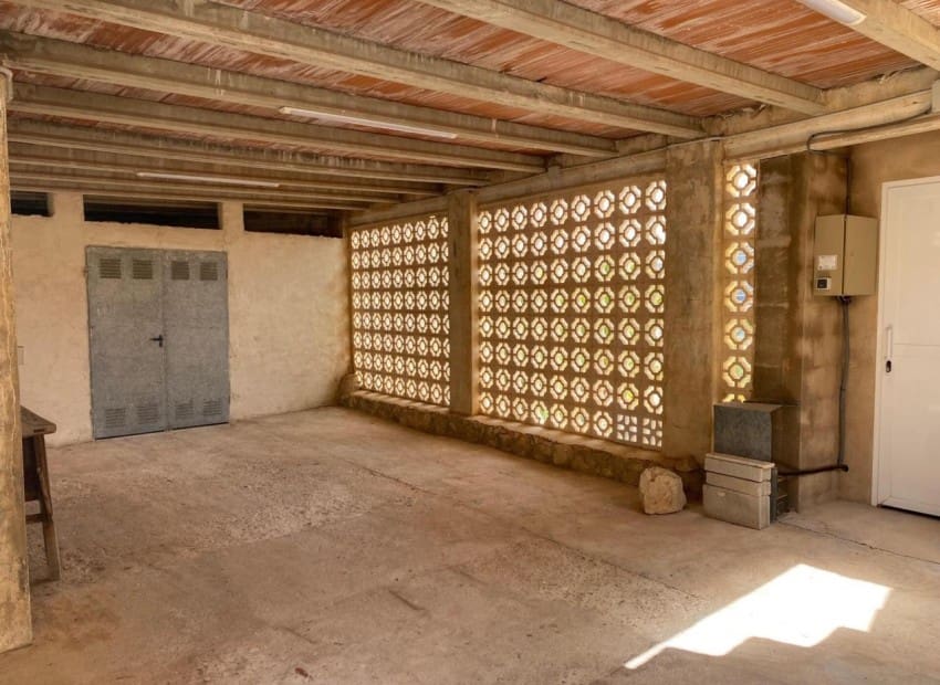 4 sypialnia Willa na sprzedaż w Calpe / Calp z basenem garażem - 650 000 € (Ref: 9135120)