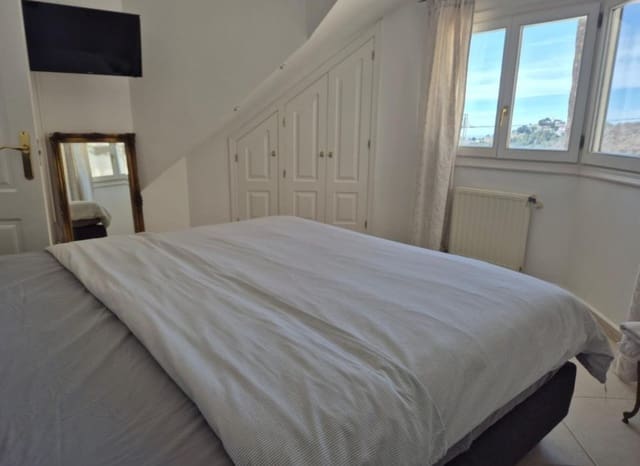 4 quarto Moradia para venda em Benimeit - Tabaira, Teulada-Moraira com piscina garagem - 980 000 € (Ref: 9135903)