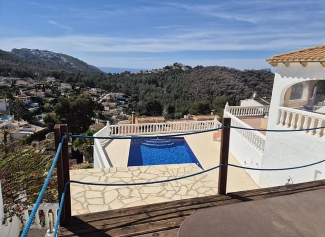 4 quarto Moradia para venda em Benimeit - Tabaira, Teulada-Moraira com piscina garagem - 980 000 € (Ref: 9135903)