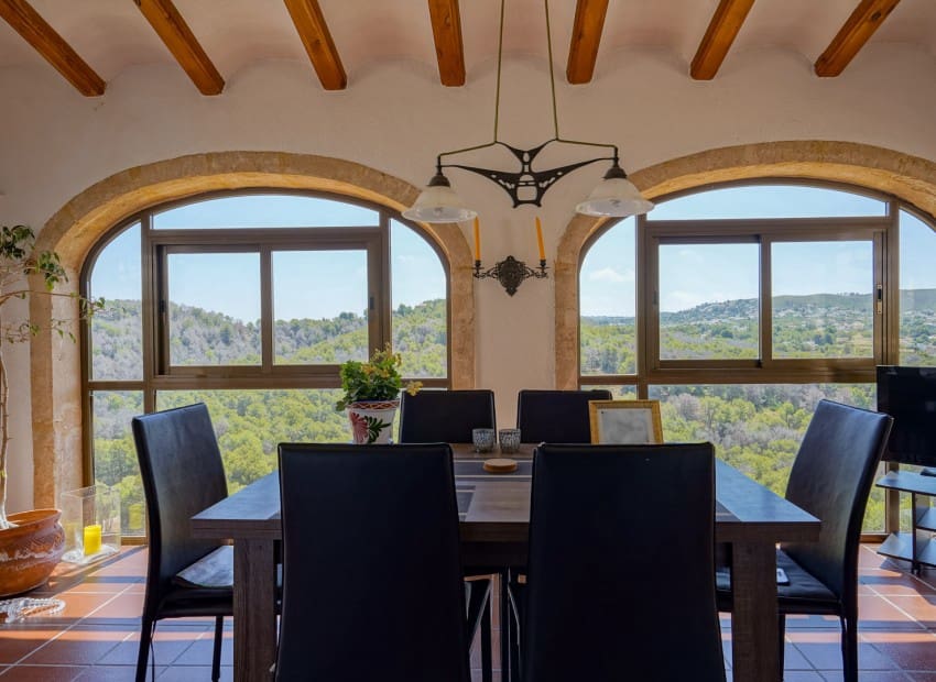 4 sypialnia Willa na sprzedaż w Javea / Xabia z basenem - 749 000 € (Ref: 9136155)