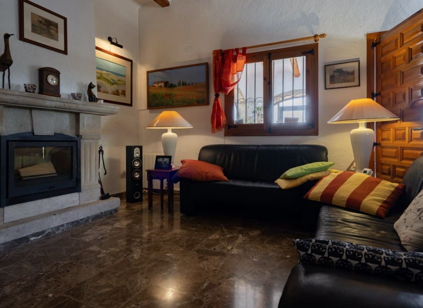 4 sypialnia Willa na sprzedaż w Javea / Xabia z basenem - 749 000 € (Ref: 9136155)