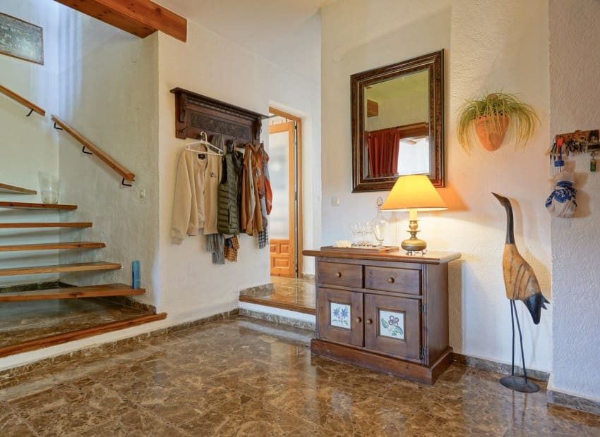 4 sypialnia Willa na sprzedaż w Javea / Xabia z basenem - 749 000 € (Ref: 9136155)