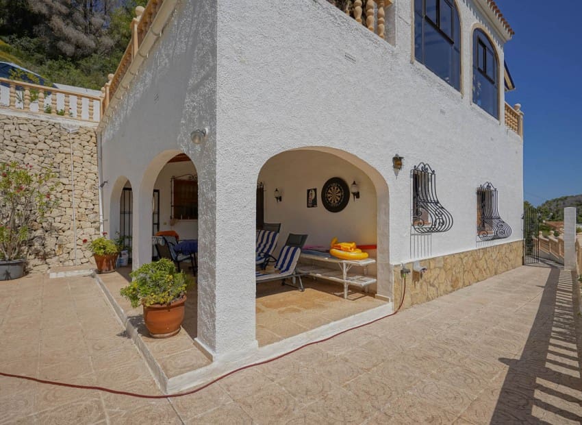 4 sypialnia Willa na sprzedaż w Javea / Xabia z basenem - 749 000 € (Ref: 9136155)