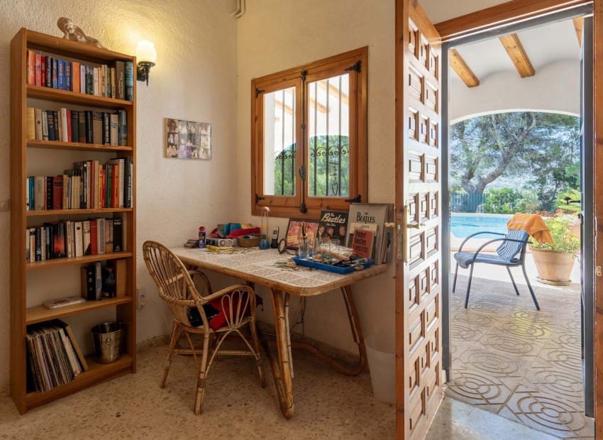 4 sypialnia Willa na sprzedaż w Javea / Xabia z basenem - 749 000 € (Ref: 9136155)