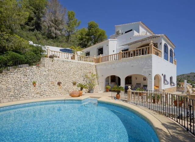 4 sovrum Villa till salu i Partides comunes - Adsubia, Javea / Xàbia med pool - 749 000 € (Ref: 9136155)