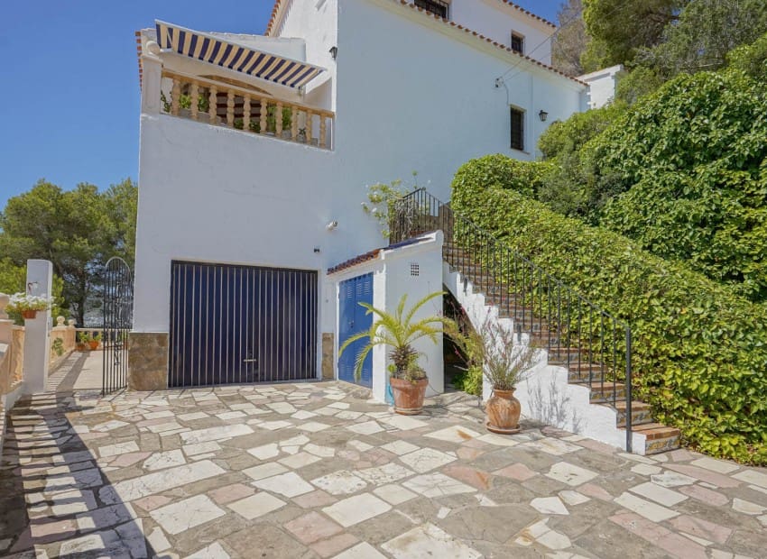 4 sypialnia Willa na sprzedaż w Javea / Xabia z basenem - 749 000 € (Ref: 9136155)