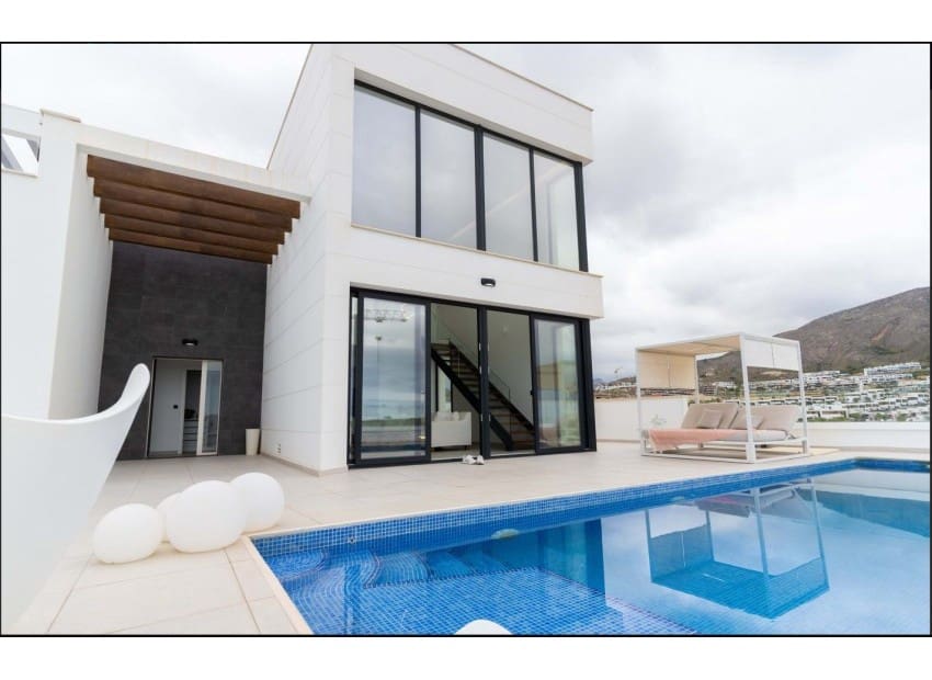 3 bedroom Villa for rent in Finestrat with pool garage - € 4,500 (Ref: 9146497)