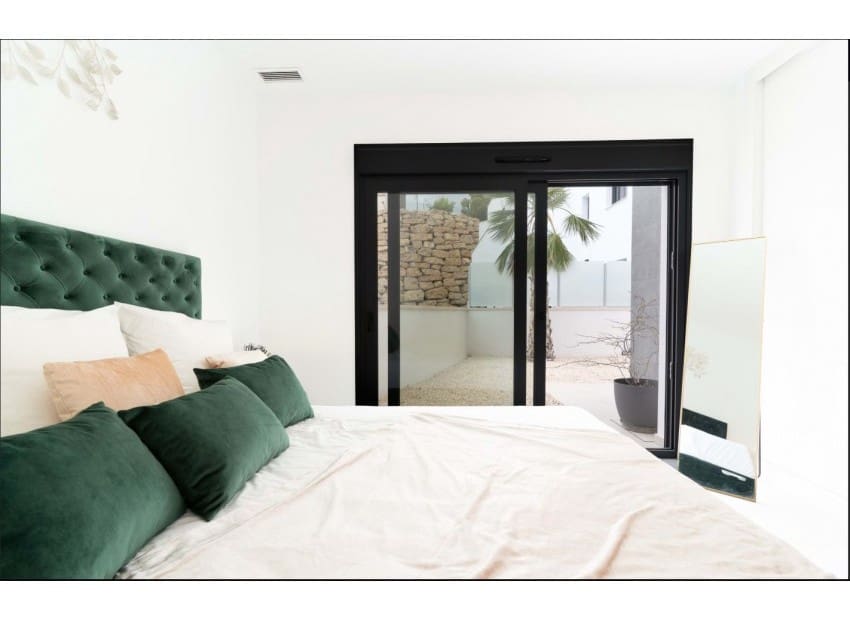 3 bedroom Villa for rent in Finestrat with pool garage - € 4,500 (Ref: 9146497)