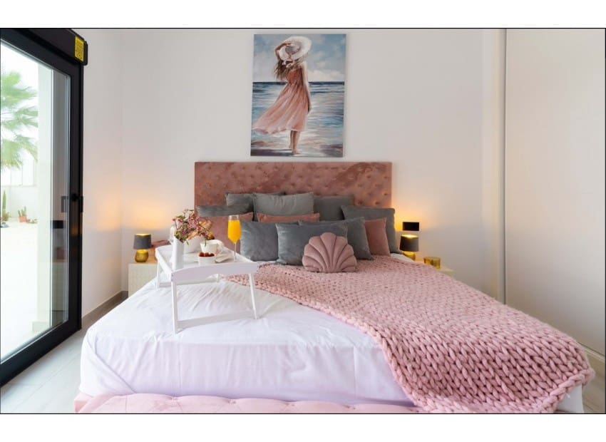 3 bedroom Villa for rent in Finestrat with pool garage - € 4,500 (Ref: 9146497)